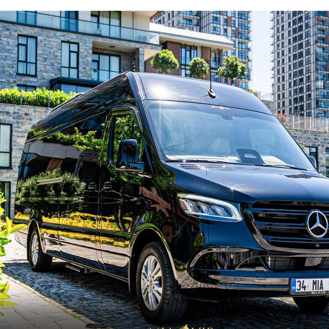 Istanbul Airports (IST or SAW) Van Transfer