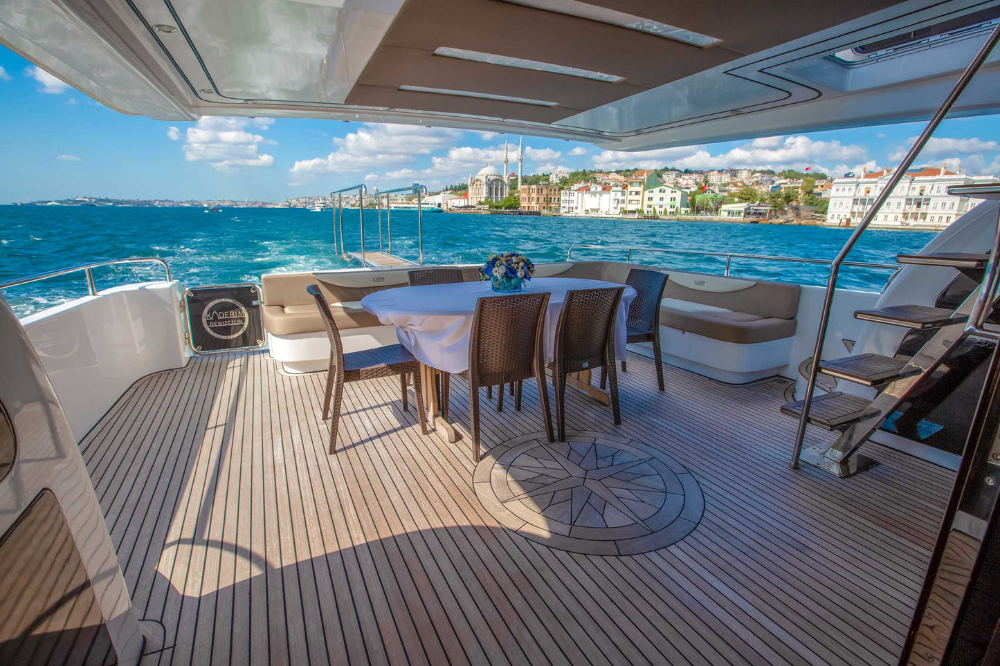 Istanbul Bosphorus Sunset Cruise on Private Luxury Yacht