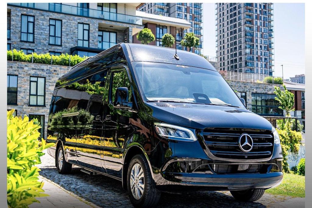 Istanbul Airports (IST or SAW) VIP Van Transfer